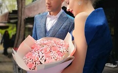 迈开腿让我看看你的那个部位作文